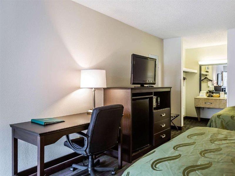 קלפפר Quality Inn מראה חיצוני תמונה