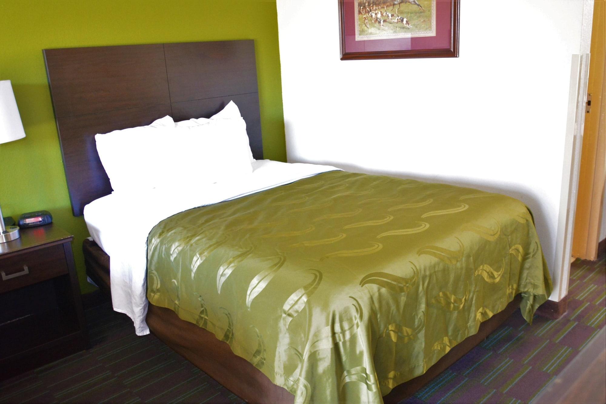 קלפפר Quality Inn מראה חיצוני תמונה