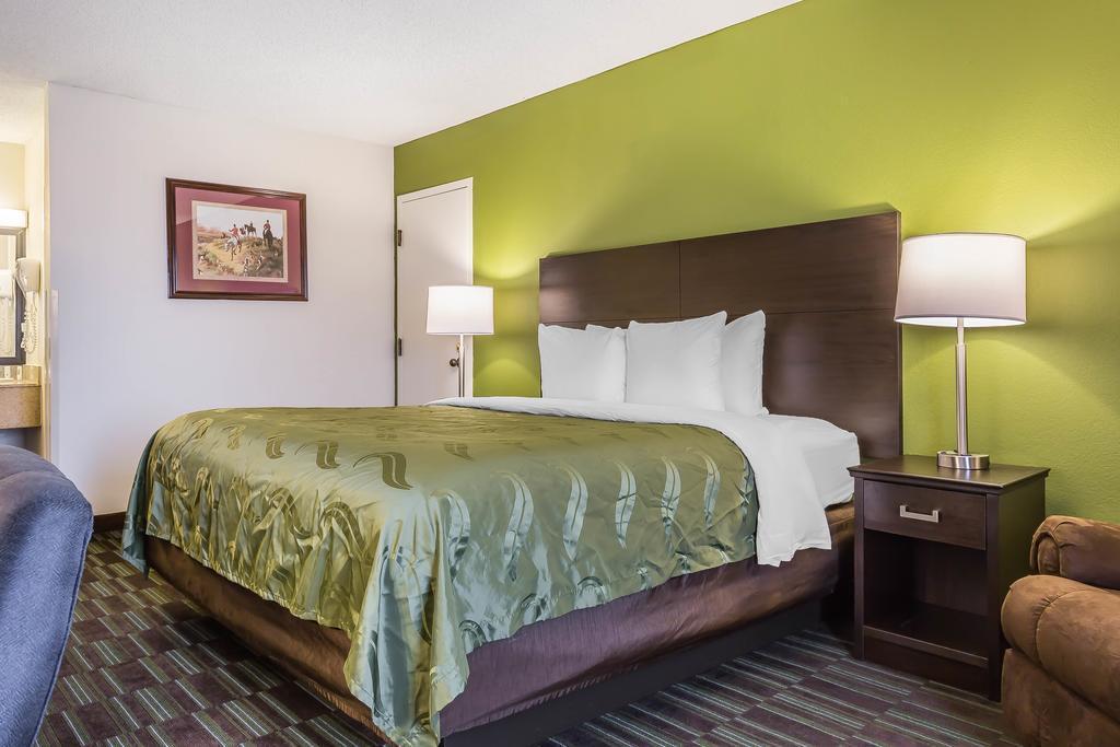 קלפפר Quality Inn מראה חיצוני תמונה