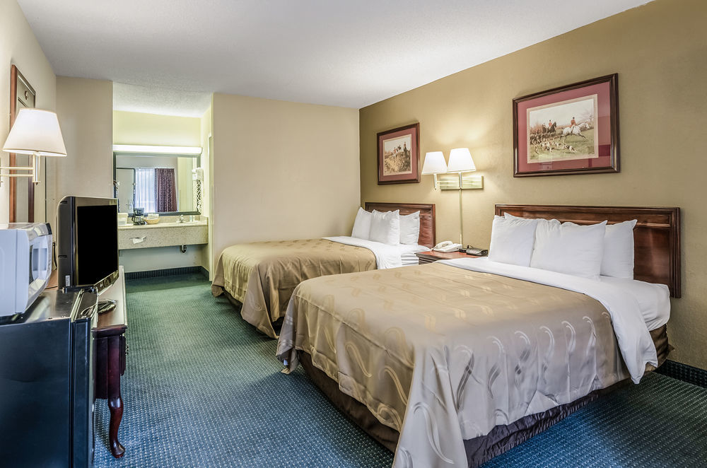 קלפפר Quality Inn מראה חיצוני תמונה